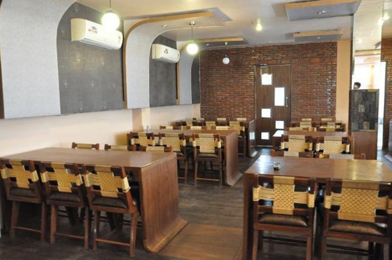 Hotel Vishwanath Varanasi Exterior foto